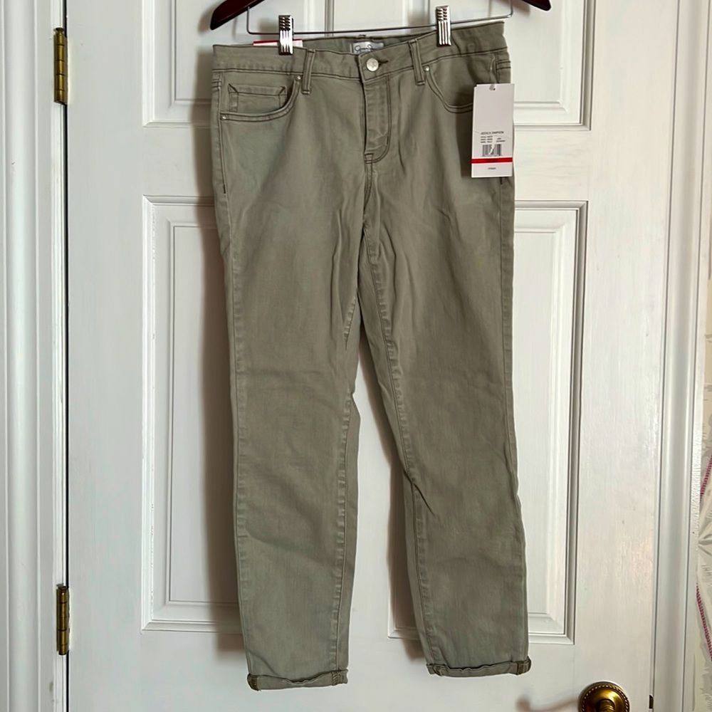 Jessica Simpson Rolled Cropped Skinny Jeans, size 8/29